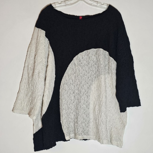 IC By Connie K Tops - IC by Connie K Top Womens 2X Black White Guaze Art to Wear Blouse Lagenlook Boxy